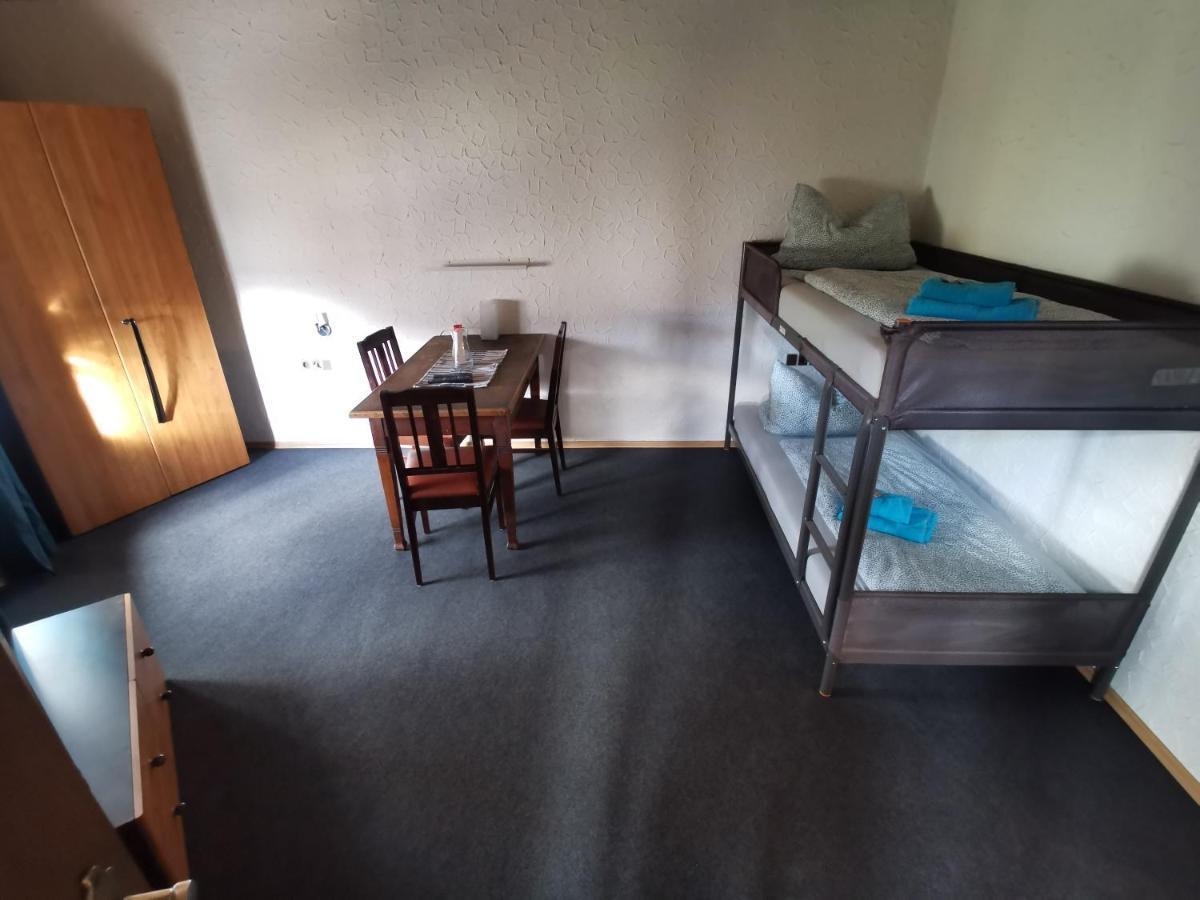 Pension Landgasthof - Iva Haßloch Rom bilde